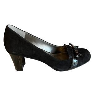 Circa Joan and David Luxe black suede bow detail pumps 8.5